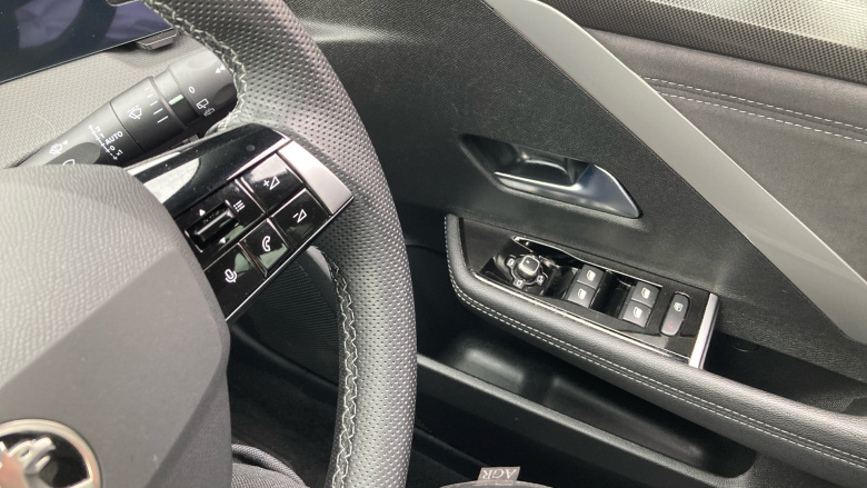 Vauxhall Astra 1.2 Turbo 130 Ultimate 5dr Petrol Hatchback